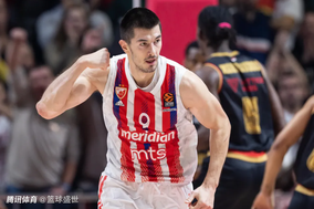 6-5 1-0！足坛悲喜1夜！3大豪门翻车，曼联双杀蓝军，马竞痛失冠军